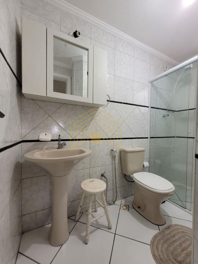 Apartamento à venda com 2 quartos, 70m² - Foto 41