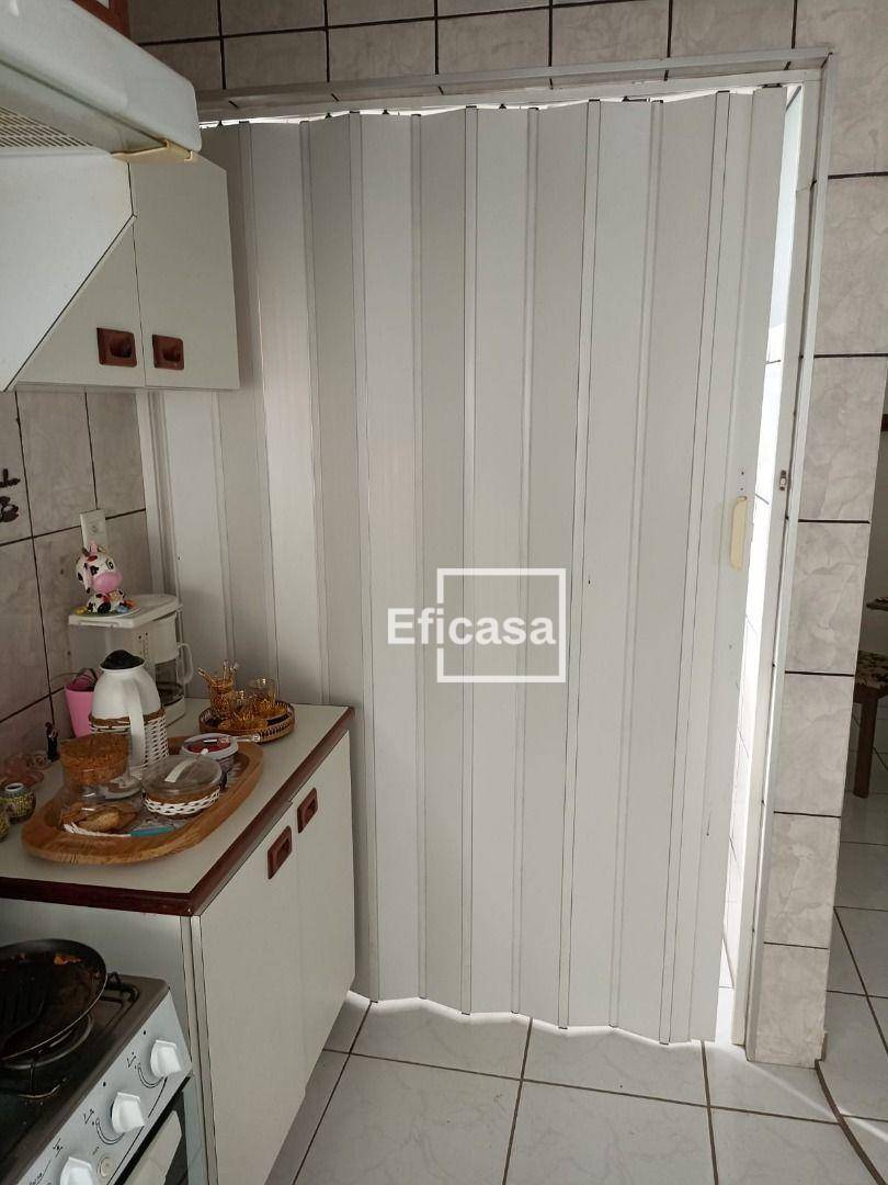 Apartamento à venda com 3 quartos, 98m² - Foto 7