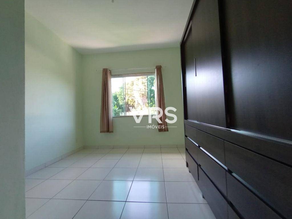 Casa à venda com 2 quartos, 108m² - Foto 12