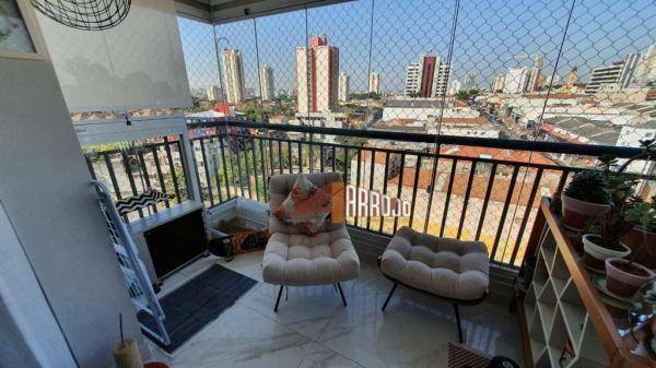 Apartamento à venda com 2 quartos, 64m² - Foto 17