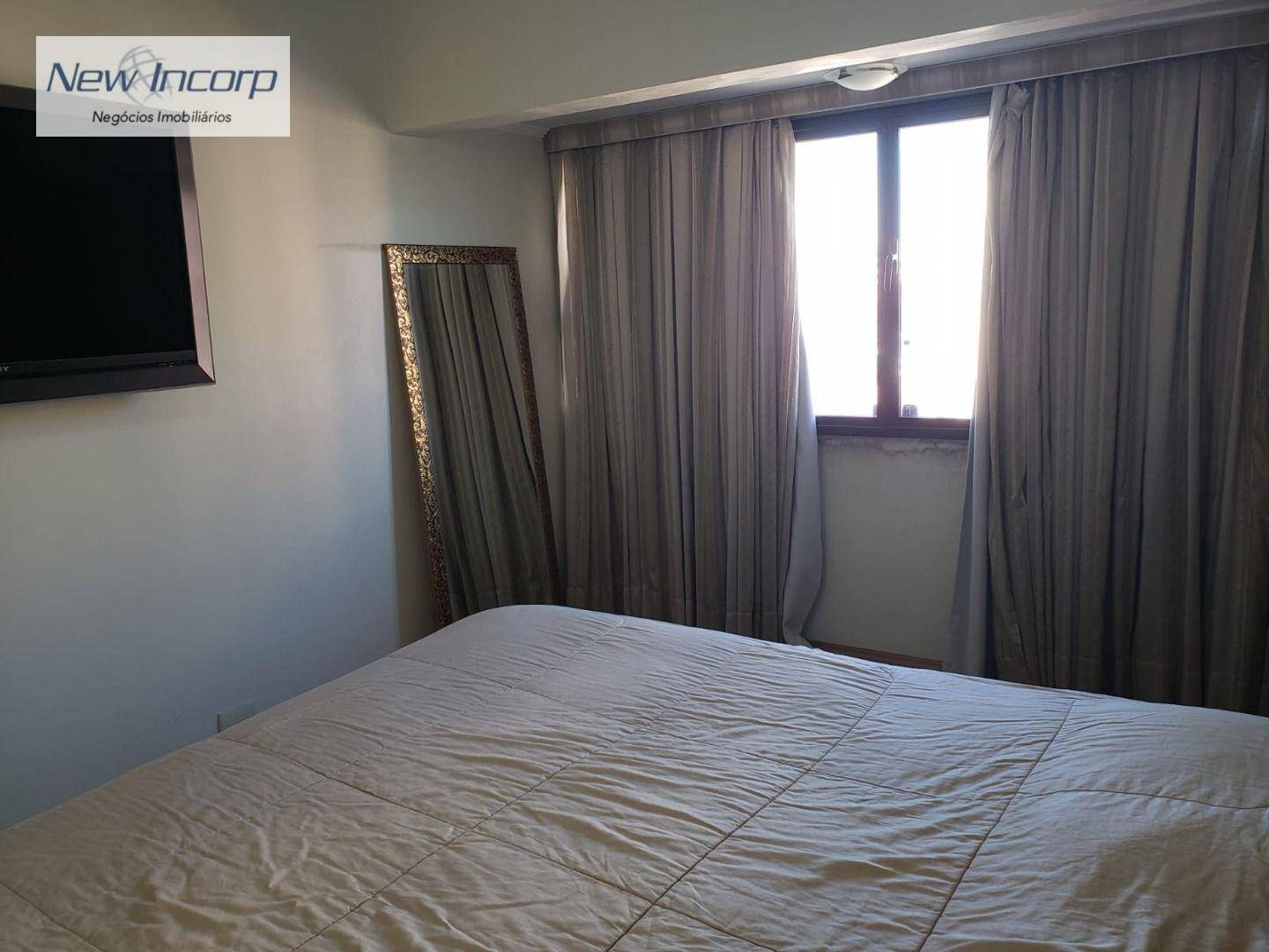 Apartamento à venda com 3 quartos, 220m² - Foto 17