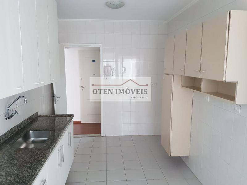 Apartamento à venda com 3 quartos, 110m² - Foto 7