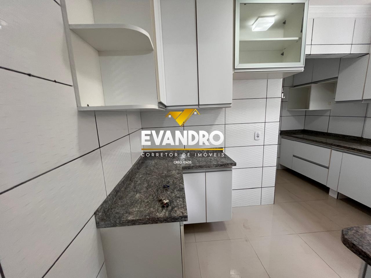 Casa de Condomínio à venda com 3 quartos, 198m² - Foto 7