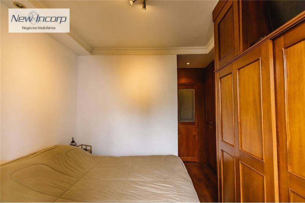 Apartamento à venda com 3 quartos, 121m² - Foto 19