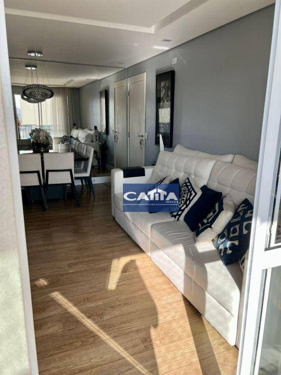 Apartamento à venda com 2 quartos, 68m² - Foto 3