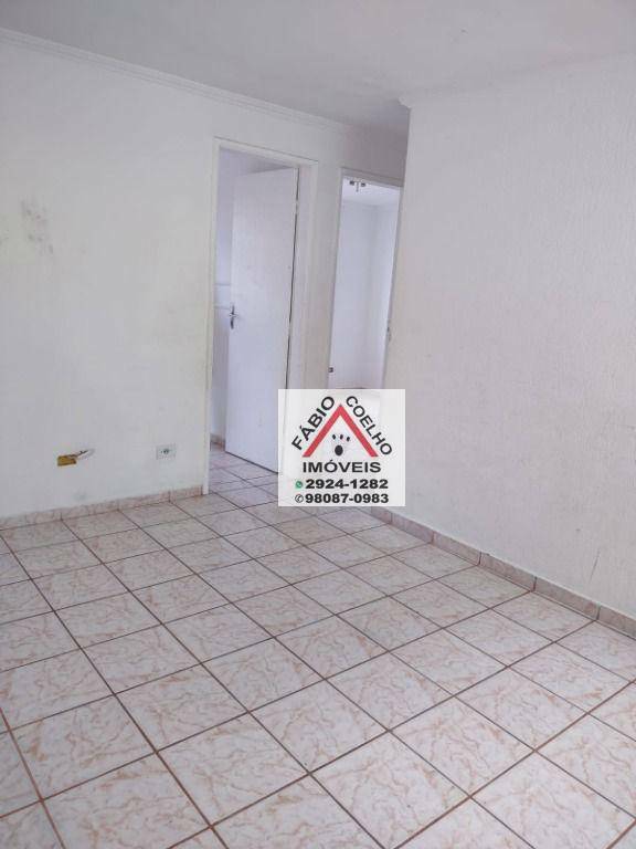 Apartamento à venda com 2 quartos, 42m² - Foto 12