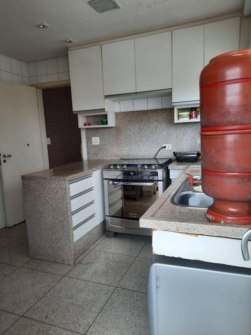 Casa à venda com 3 quartos, 250m² - Foto 8