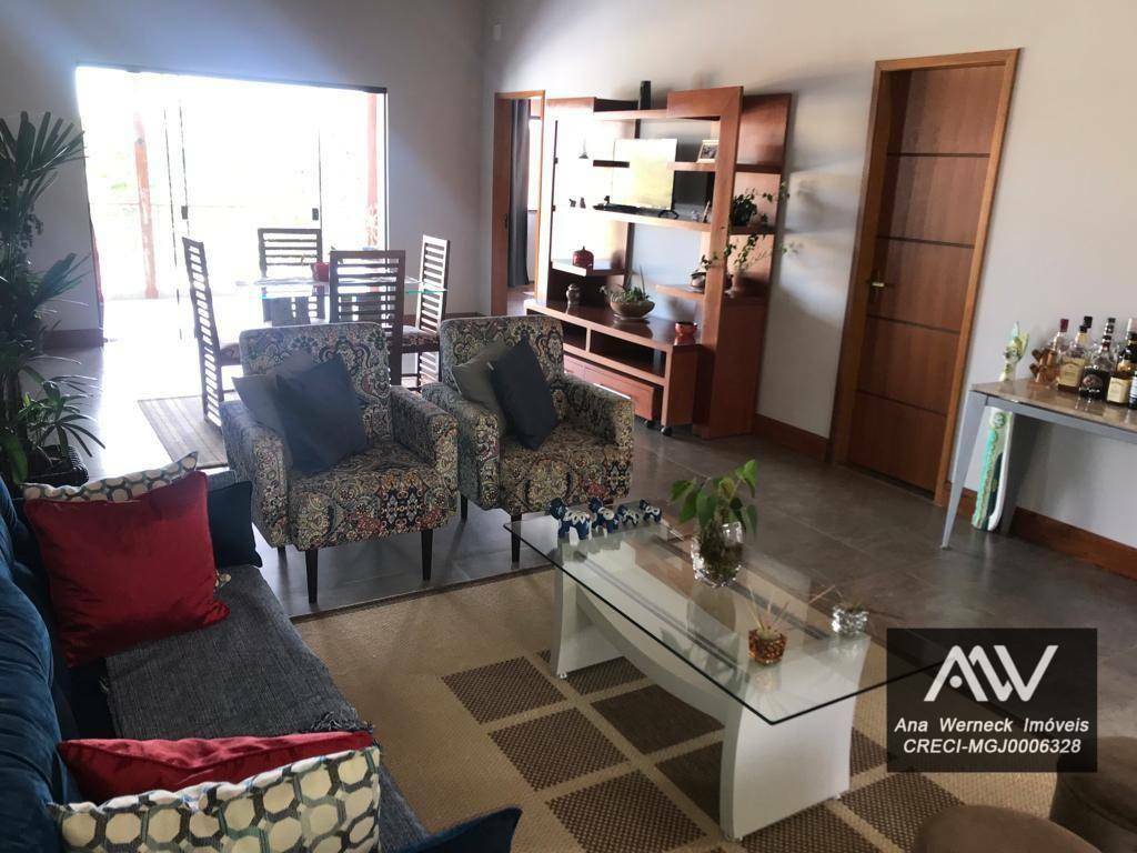 Chácara à venda com 3 quartos, 250m² - Foto 9