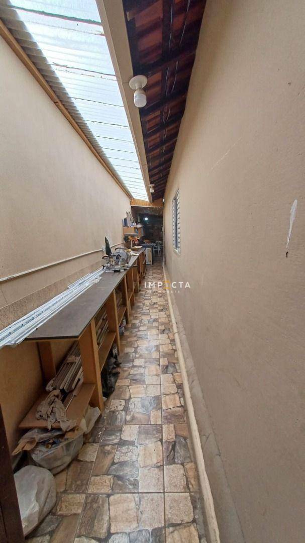 Casa à venda com 3 quartos, 100m² - Foto 19