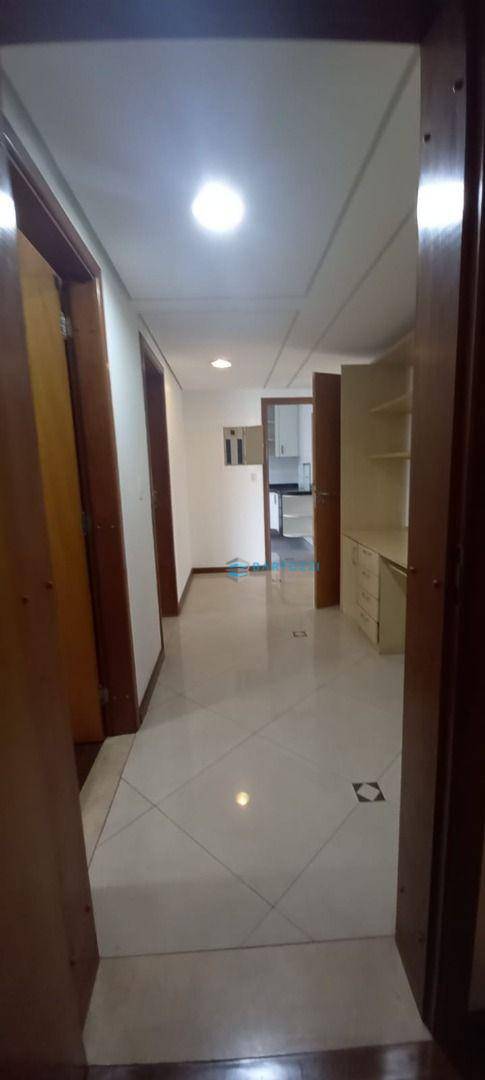 Apartamento à venda com 3 quartos, 164m² - Foto 42