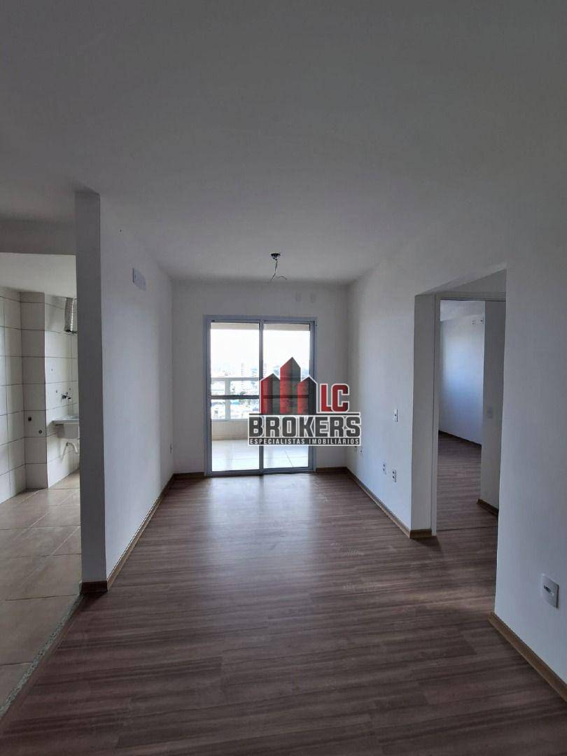 Apartamento à venda com 2 quartos, 62m² - Foto 9