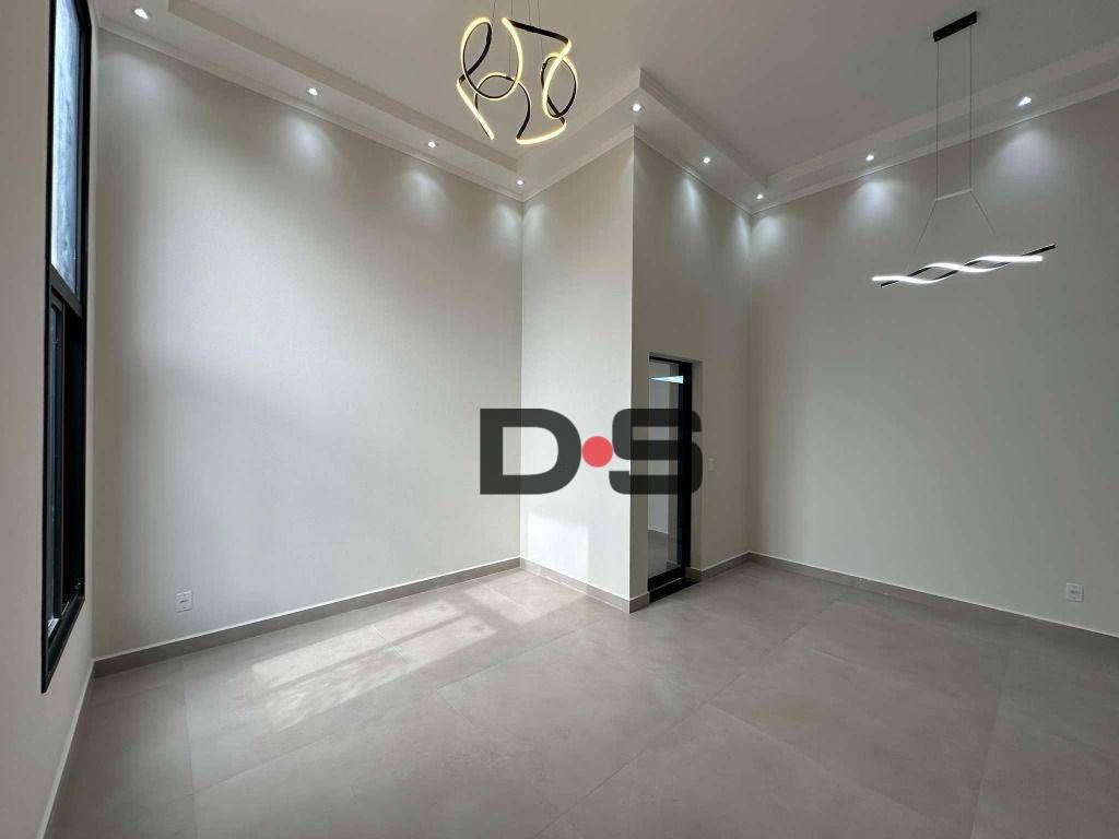 Casa à venda com 3 quartos, 180m² - Foto 3