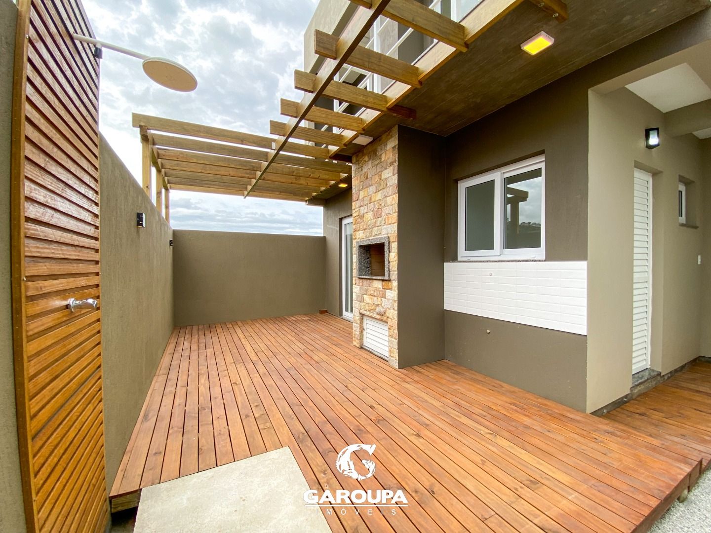 Casa à venda com 3 quartos, 96m² - Foto 9