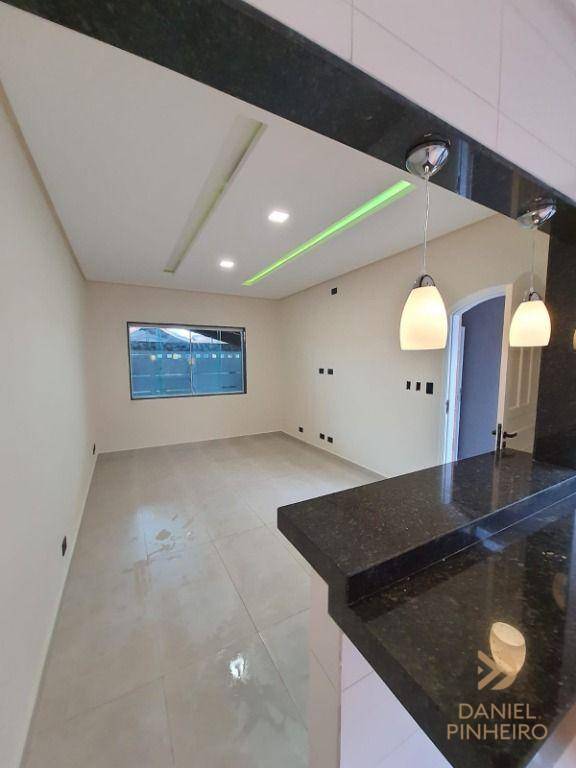 Casa à venda com 2 quartos, 74m² - Foto 10