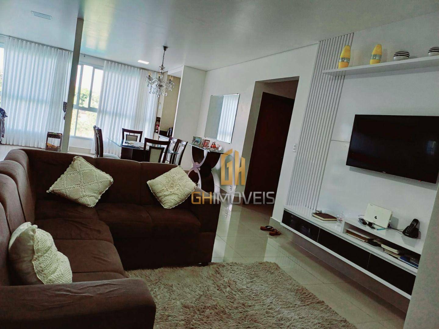 Apartamento à venda com 3 quartos, 117m² - Foto 1