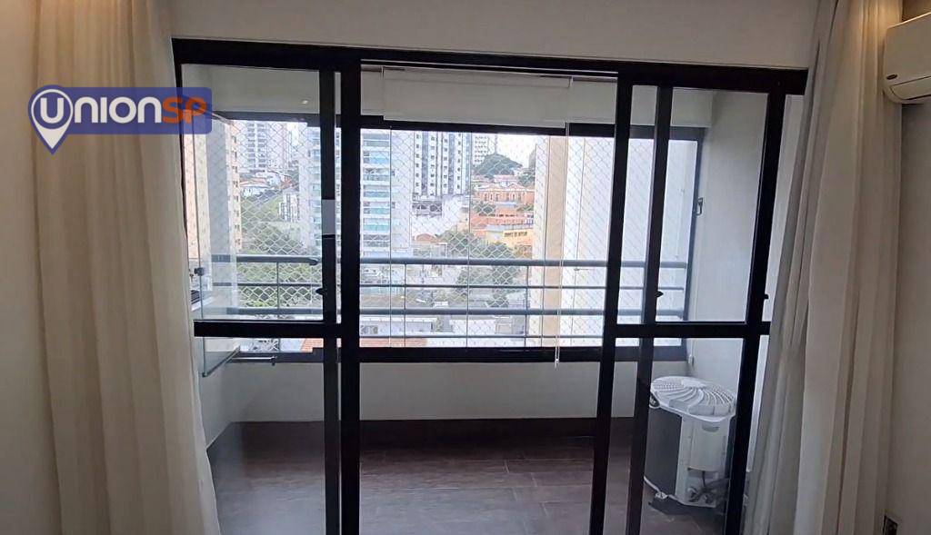 Apartamento à venda com 2 quartos, 70m² - Foto 4