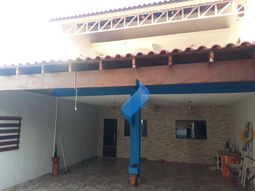 Casa à venda com 3 quartos, 200m² - Foto 3