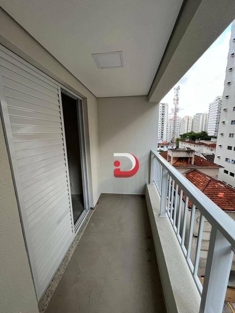 Apartamento à venda com 3 quartos, 142m² - Foto 2