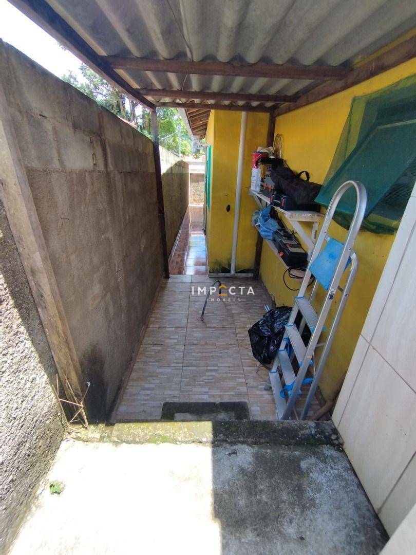 Casa à venda com 2 quartos, 90m² - Foto 13