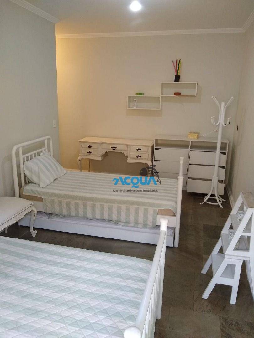 Apartamento à venda com 3 quartos, 200m² - Foto 9