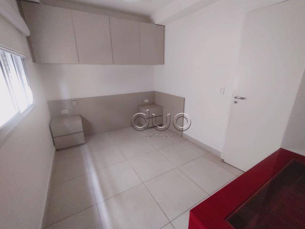 Apartamento para alugar com 3 quartos, 140m² - Foto 18