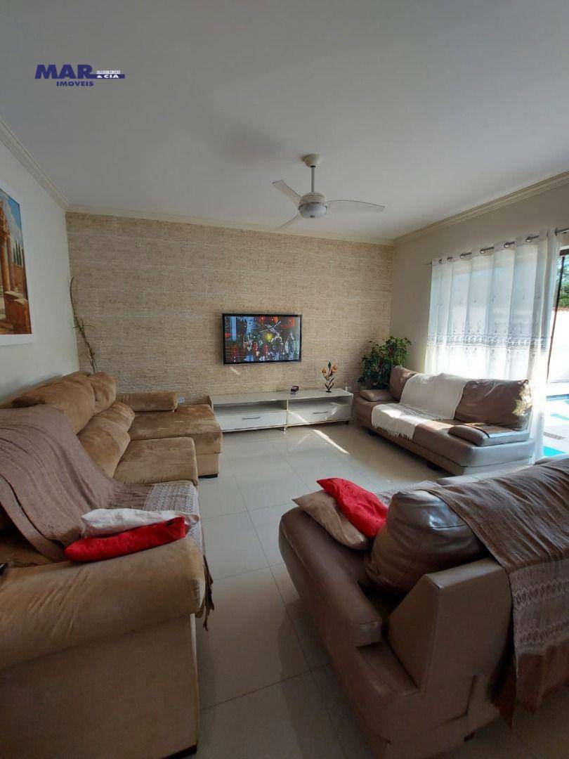 Casa, 4 quartos, 230 m² - Foto 4