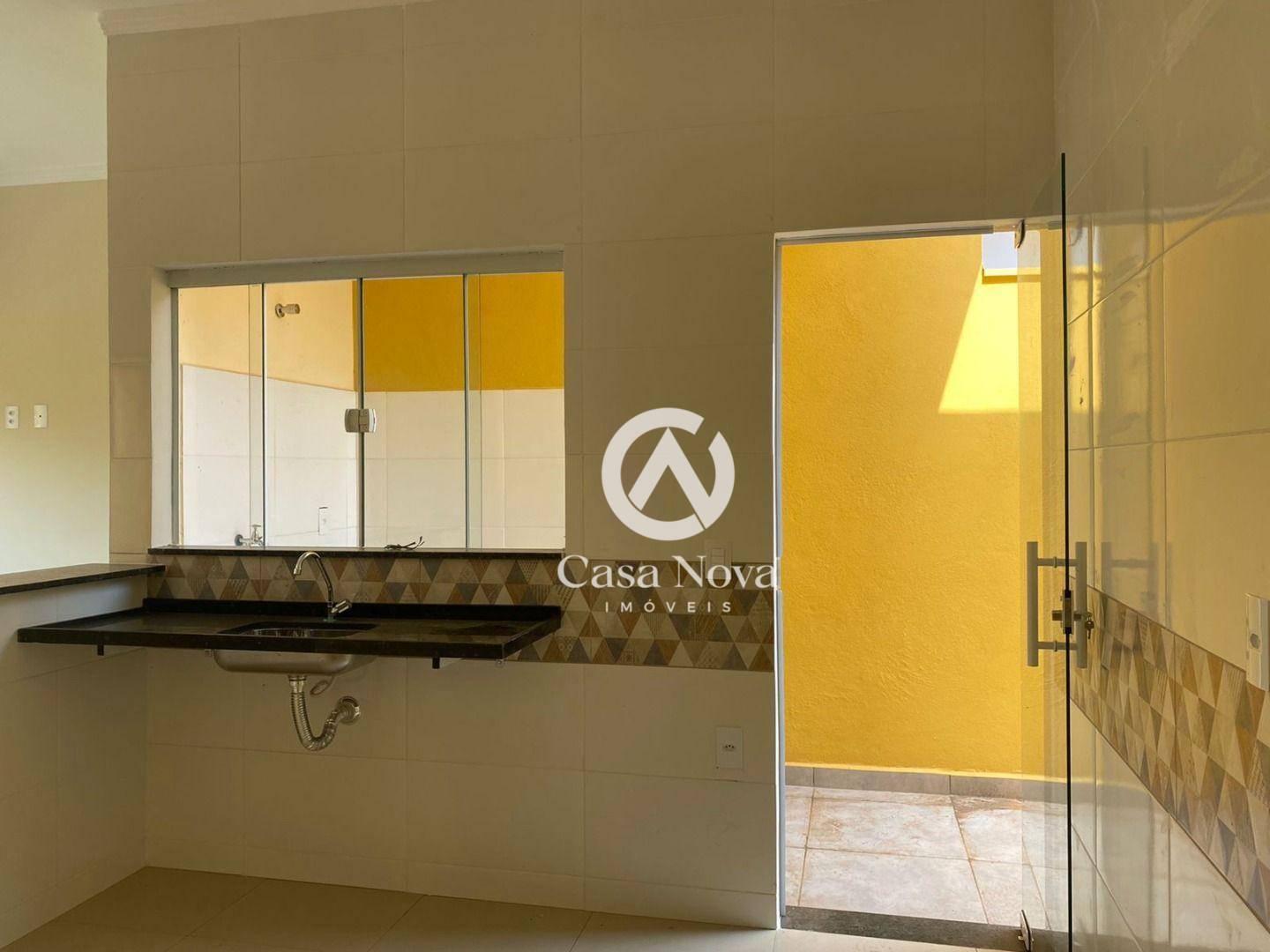 Casa à venda com 2 quartos, 67m² - Foto 17