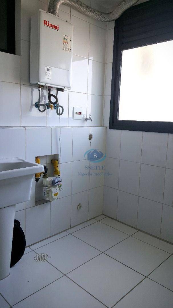 Apartamento à venda com 2 quartos, 68m² - Foto 4