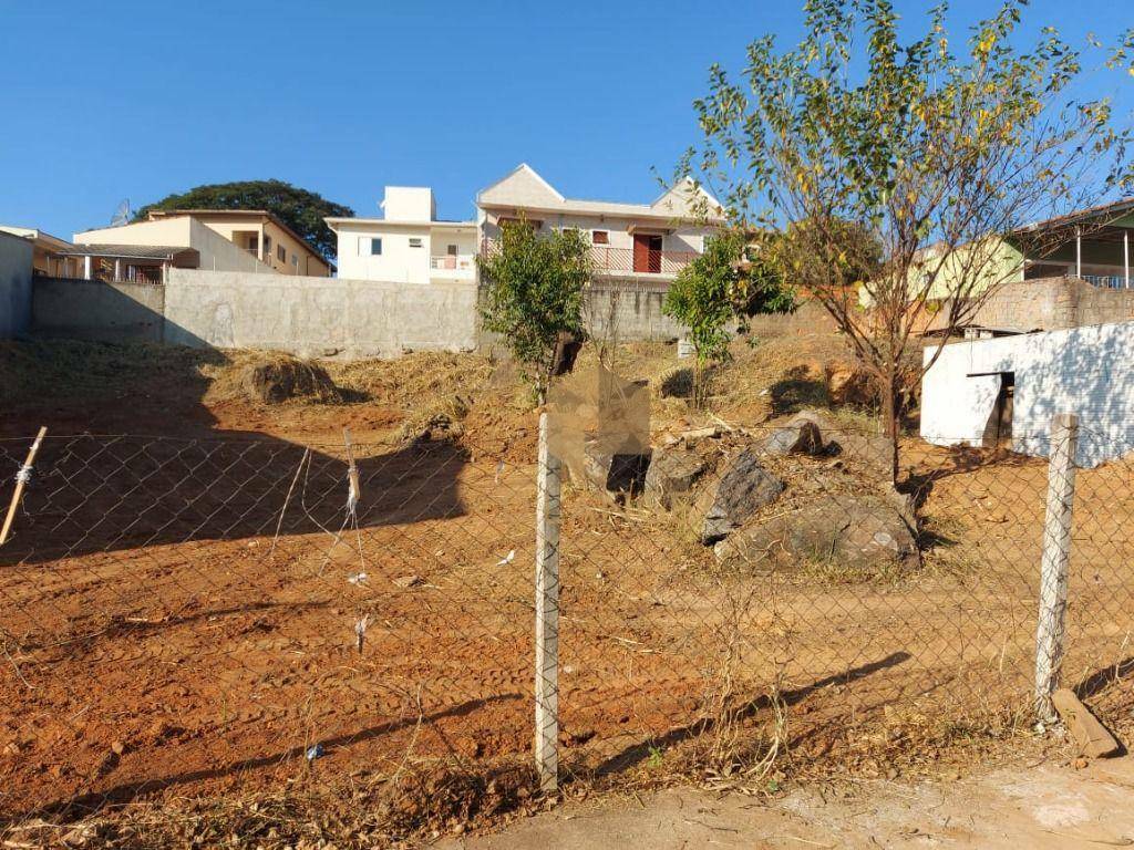 Terreno à venda e aluguel, 320M2 - Foto 1