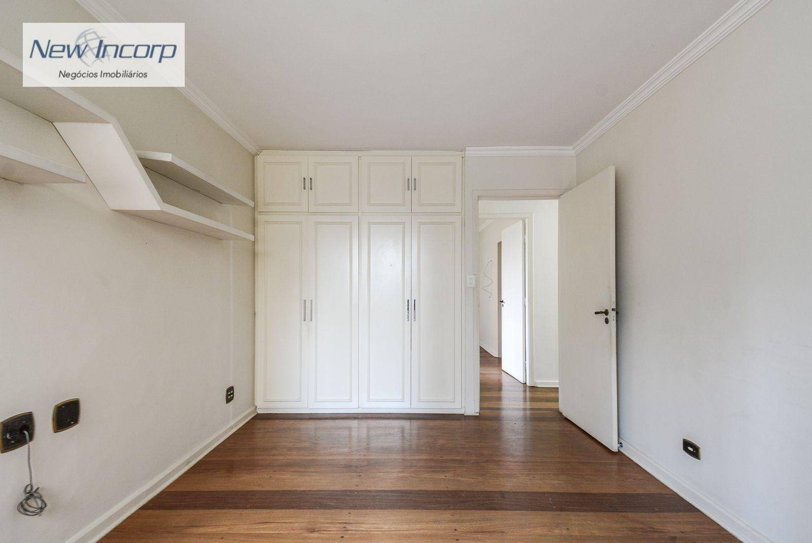 Apartamento à venda com 3 quartos, 161m² - Foto 21