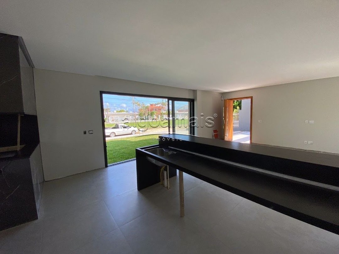 Casa à venda com 4 quartos, 260m² - Foto 11