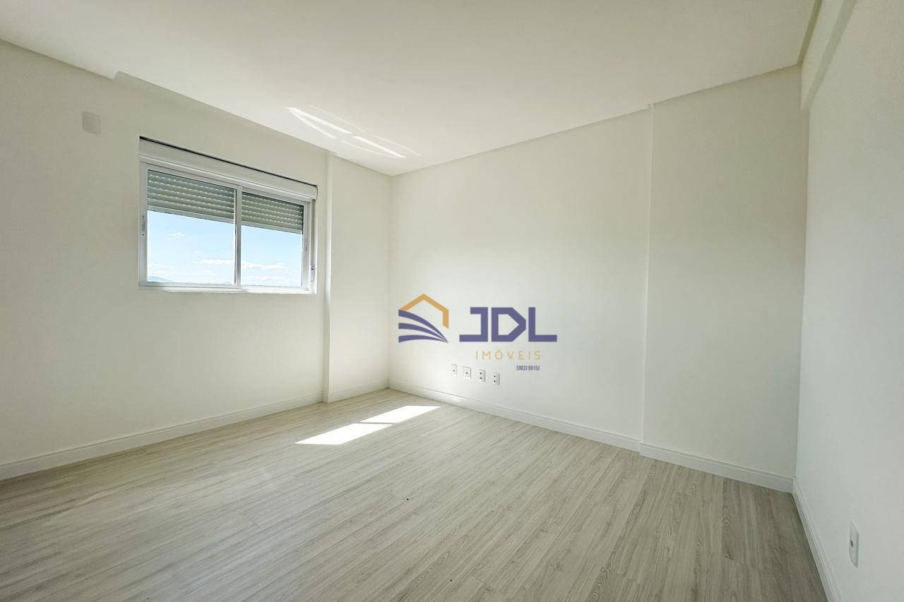 Apartamento à venda com 3 quartos, 107m² - Foto 14