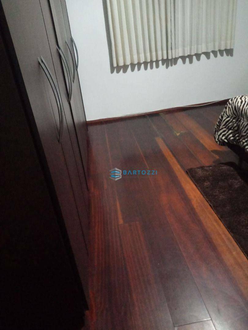 Sobrado à venda com 3 quartos, 176m² - Foto 5