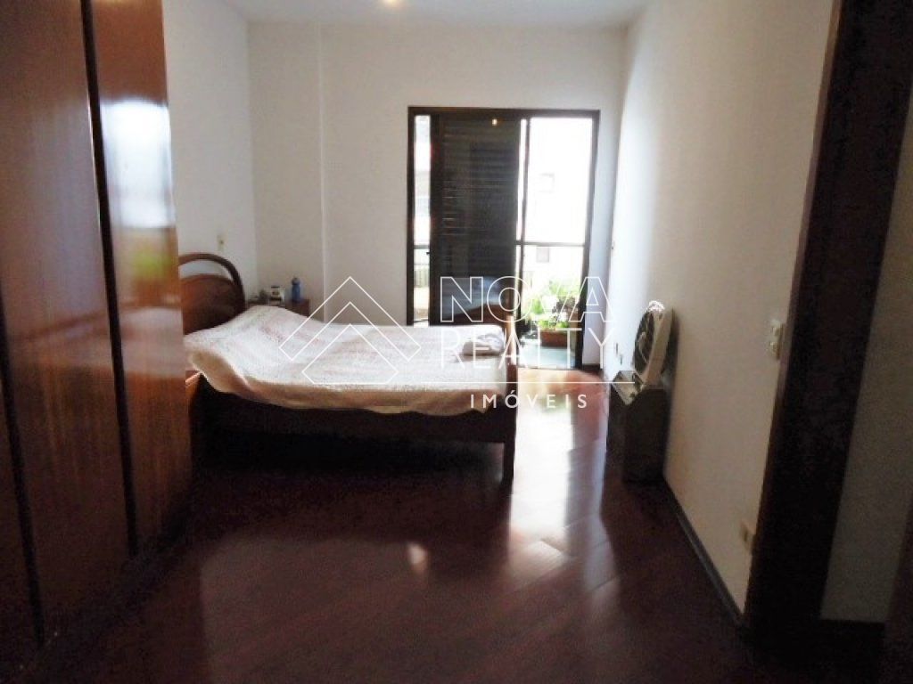 Apartamento à venda com 3 quartos, 128m² - Foto 9