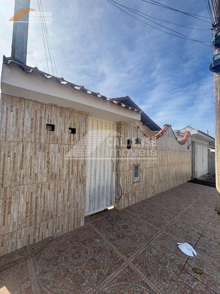 Casa, 4 quartos, 190 m² - Foto 1