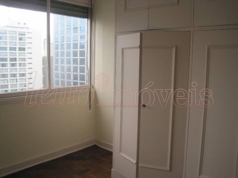 Apartamento para alugar com 2 quartos, 117m² - Foto 14