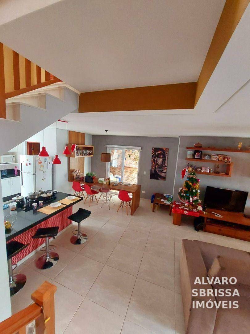 Casa de Condomínio à venda com 3 quartos, 162m² - Foto 2