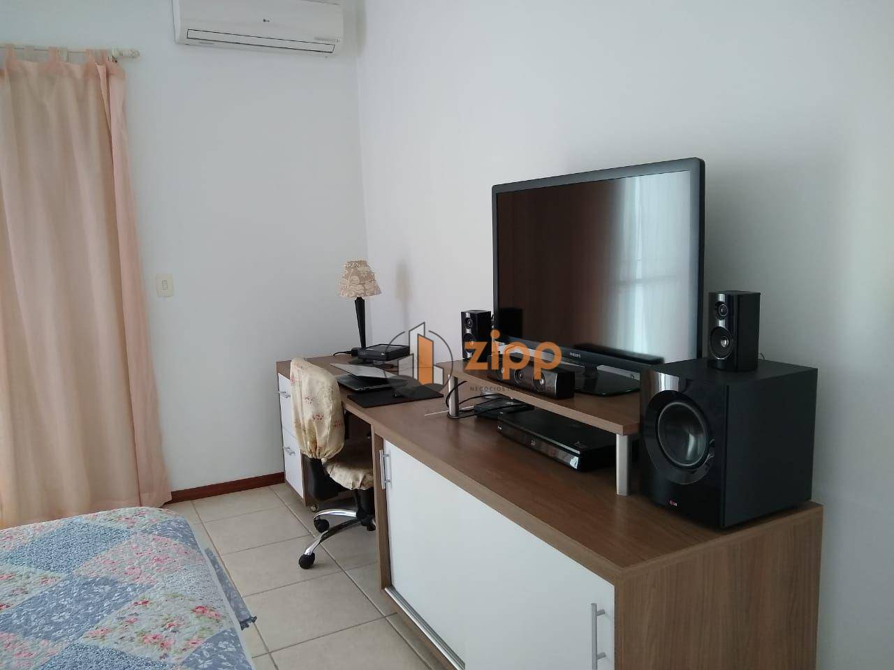 Sobrado à venda com 2 quartos, 200m² - Foto 58