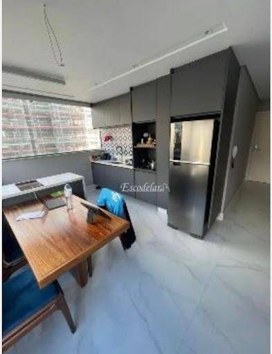 Apartamento à venda com 2 quartos, 70m² - Foto 1