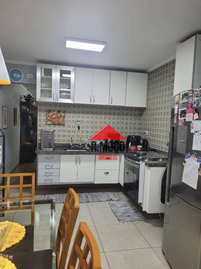 Sobrado à venda com 3 quartos, 98m² - Foto 11