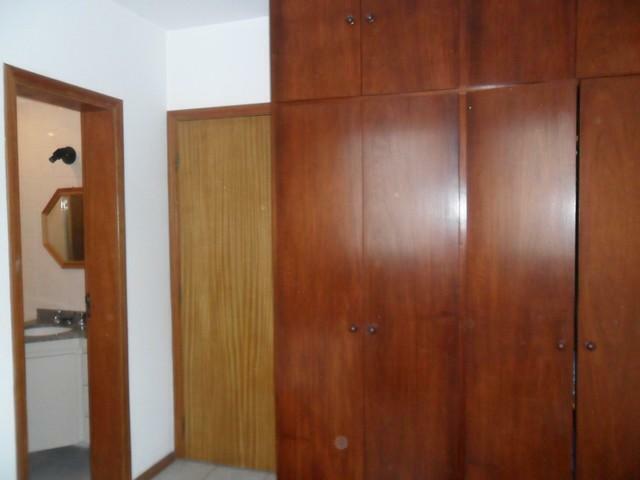 Apartamento à venda e aluguel com 3 quartos, 136m² - Foto 11