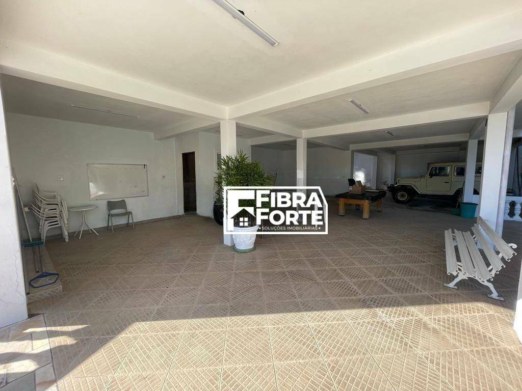 Casa à venda com 3 quartos, 274m² - Foto 35