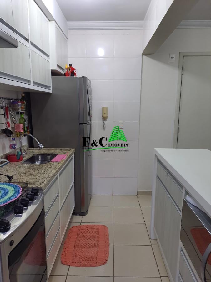 Apartamento à venda com 2 quartos, 49m² - Foto 9