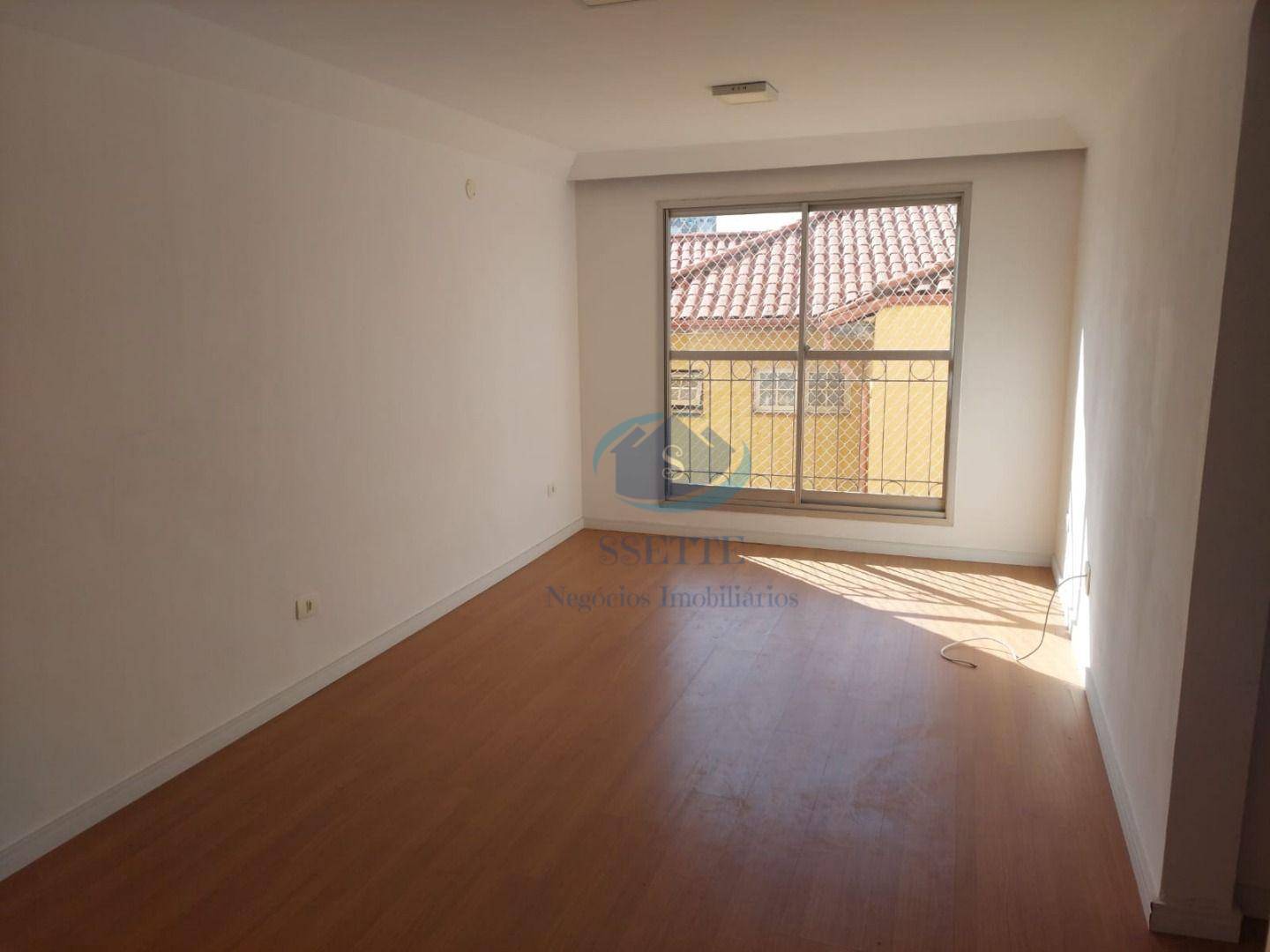 Apartamento à venda com 3 quartos, 65m² - Foto 1