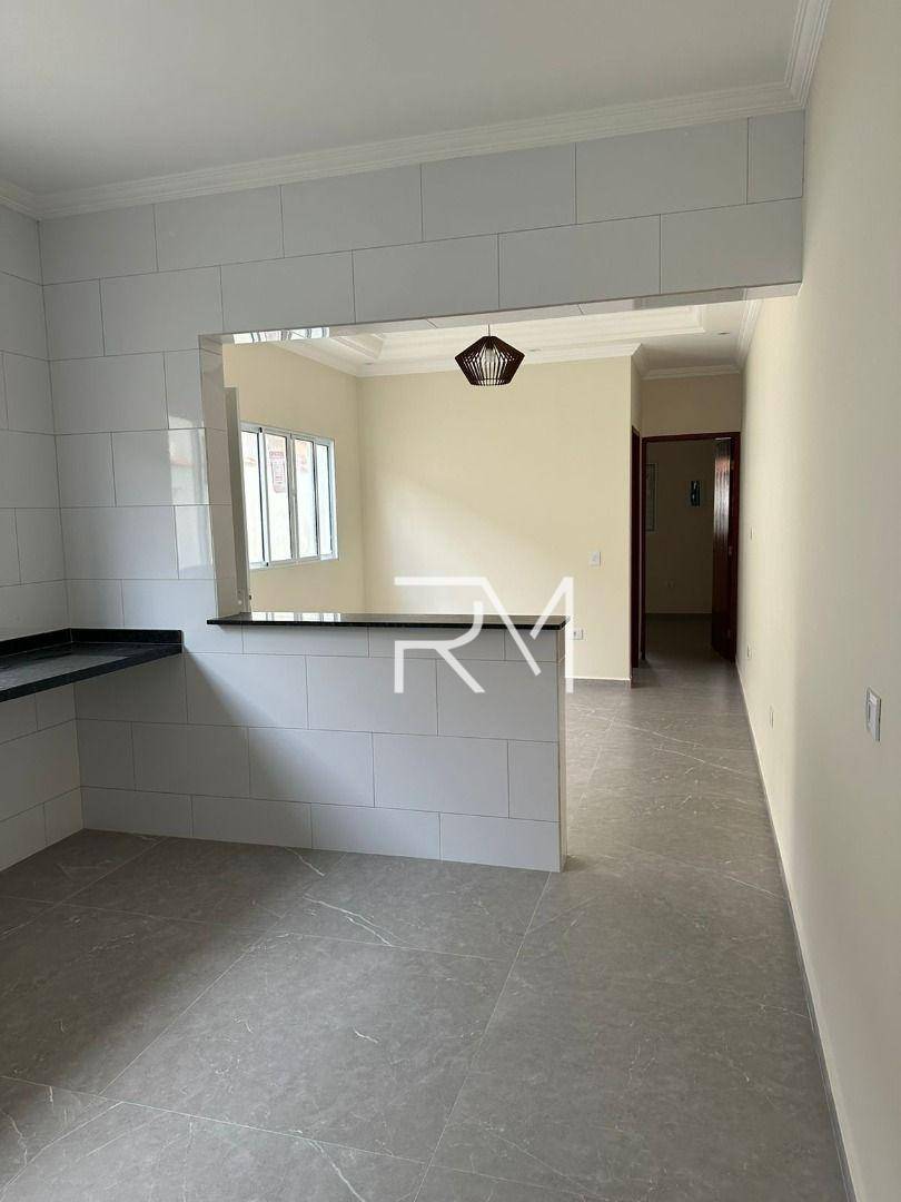 Casa à venda com 2 quartos, 84m² - Foto 4