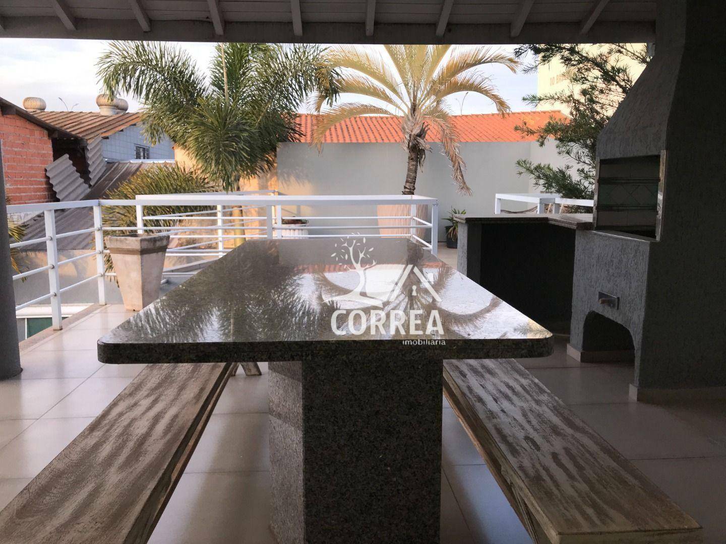 Casa à venda com 4 quartos, 350m² - Foto 50