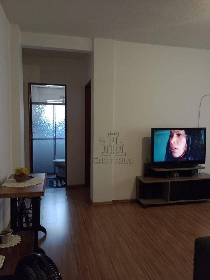 Apartamento à venda com 2 quartos, 63m² - Foto 8