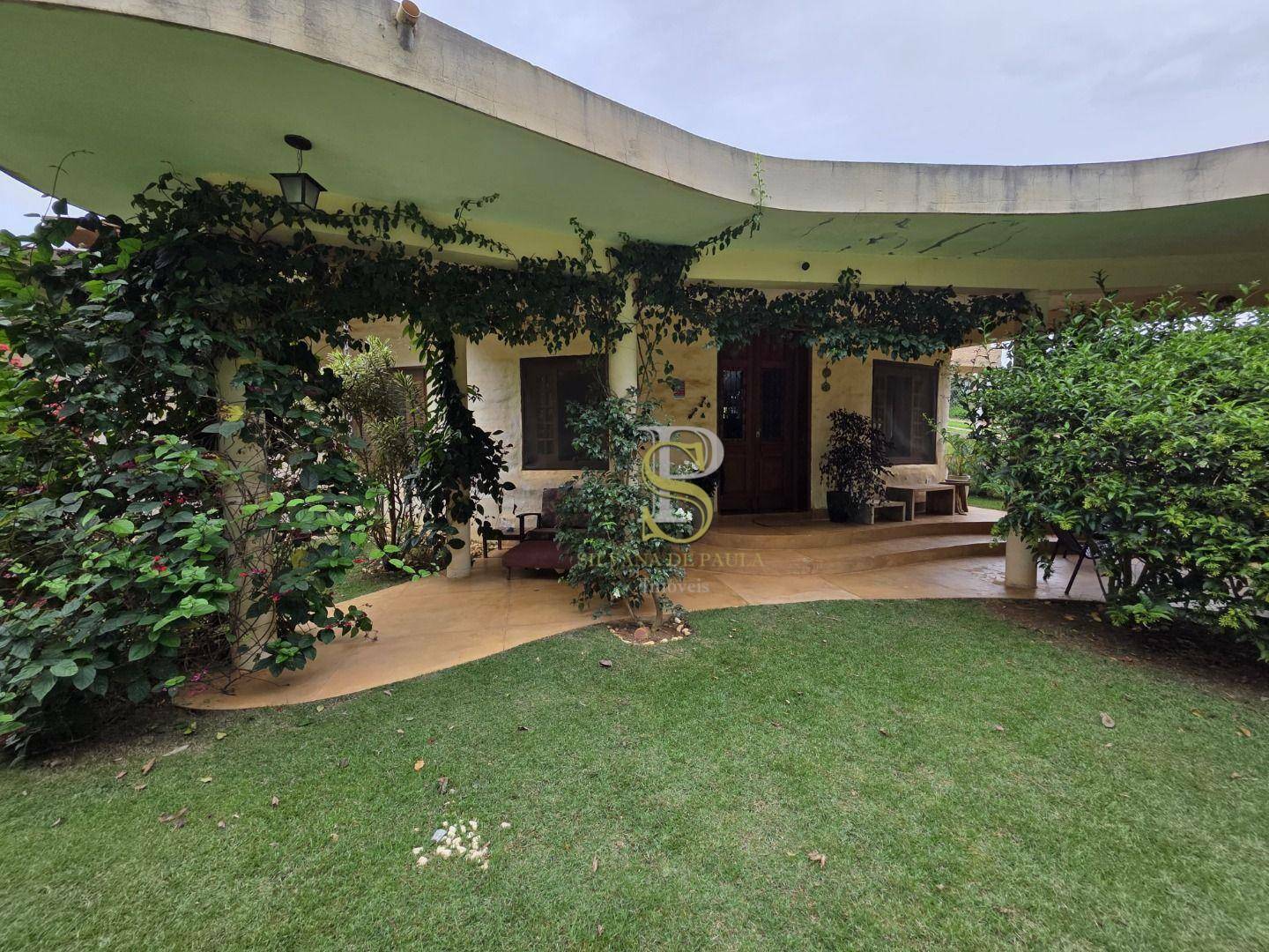 Casa à venda com 3 quartos, 176m² - Foto 2