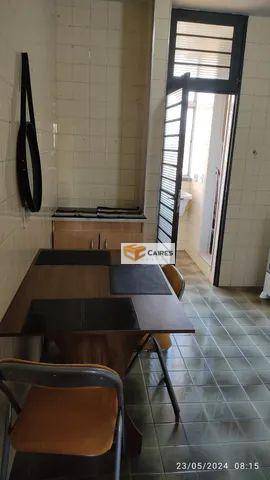 Apartamento à venda com 2 quartos, 70m² - Foto 3