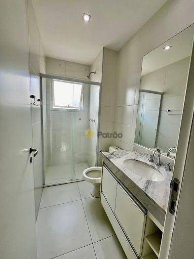 Apartamento à venda com 2 quartos, 77m² - Foto 12